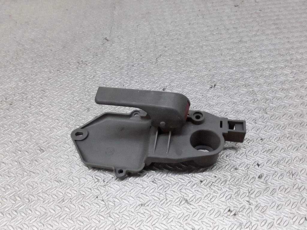 Front door interior handle 607048SX