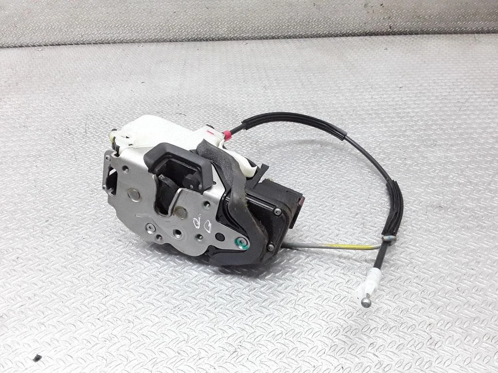 Front door lock – Chevrolet Orlando (2011-)
