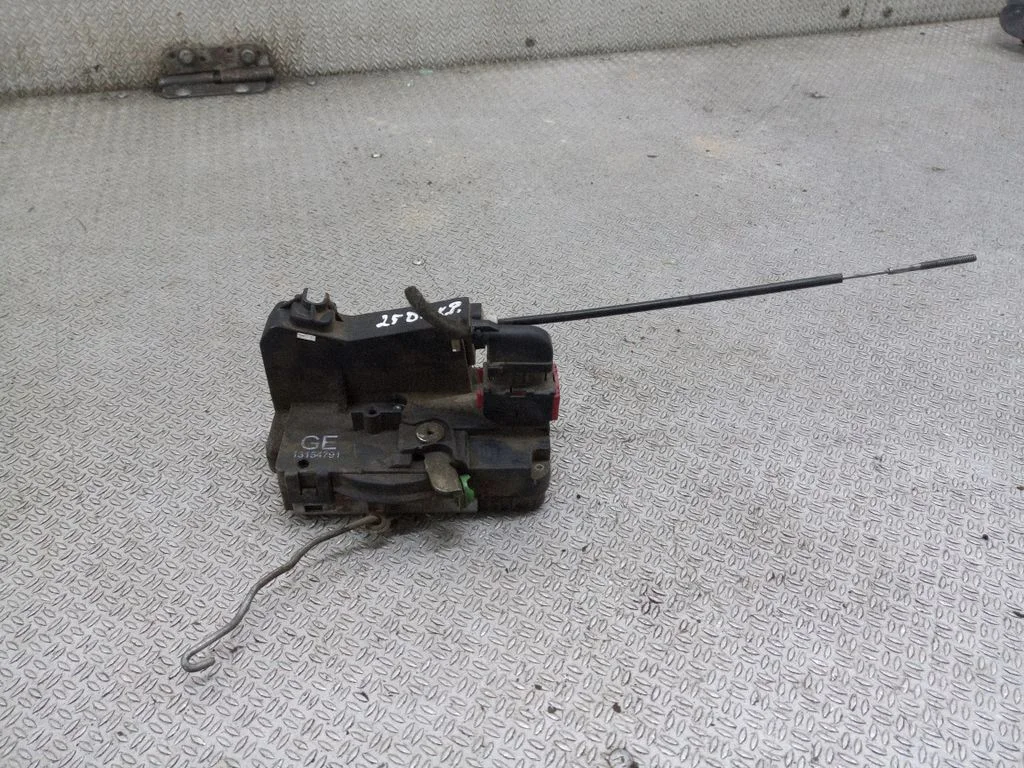 Front door lock 13154791