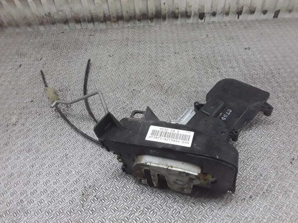 Front door lock – Mazda 2 (2003-2007)