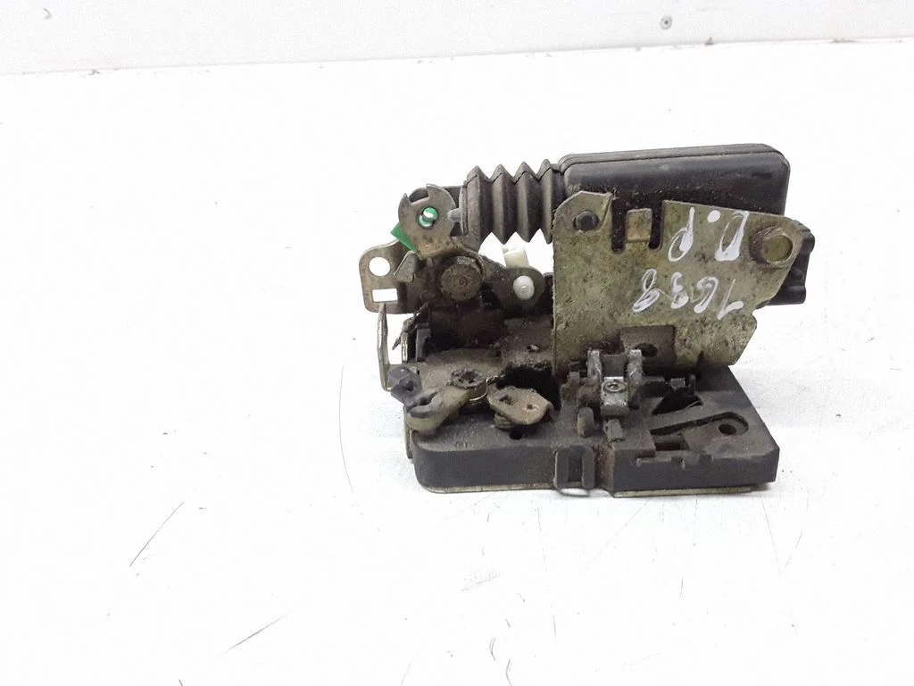Front door lock – Renault Master II (1998-2003)