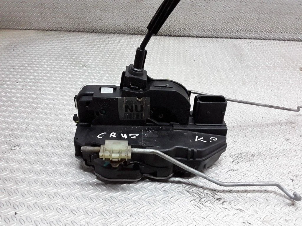 Front door lock – Chevrolet Cruze (2009-2016)