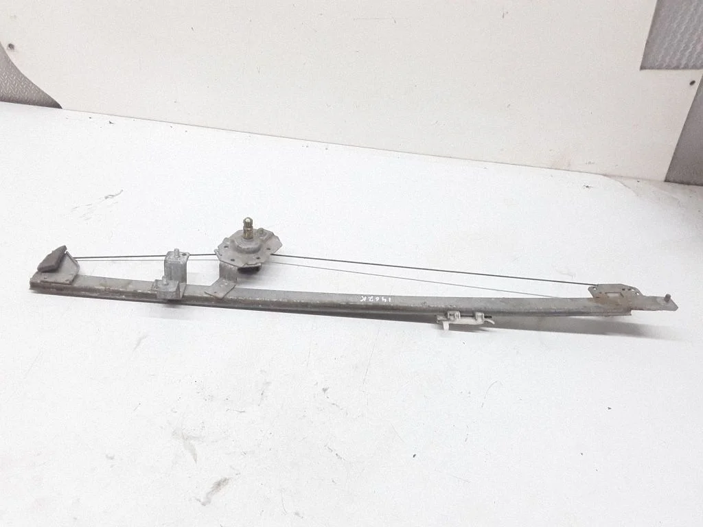 Front door manual window regulator – Peugeot Boxer (2002-2006)