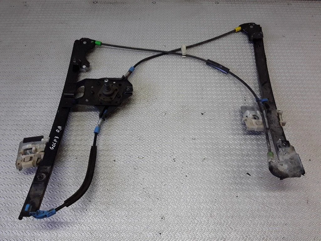 Front door manual window regulator – Volkswagen Golf III (1992-1997)