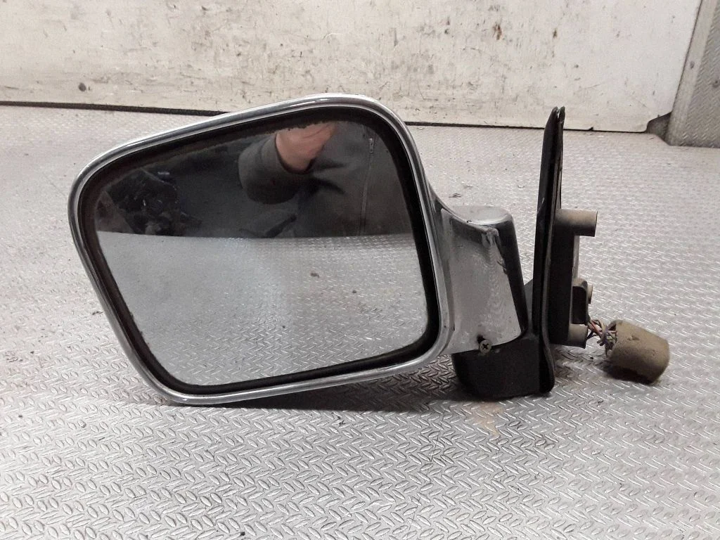 Front door electric wing mirror E13010624 – Opel Monterey (1991-1999)