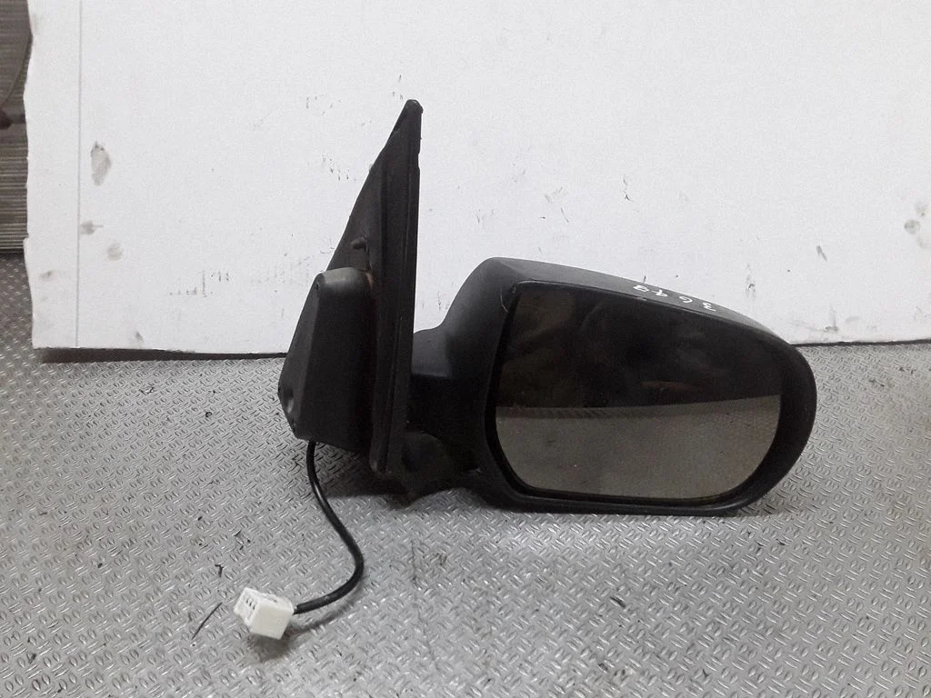 Front door electric wing mirror – Ford Maverick (2001-2007), right