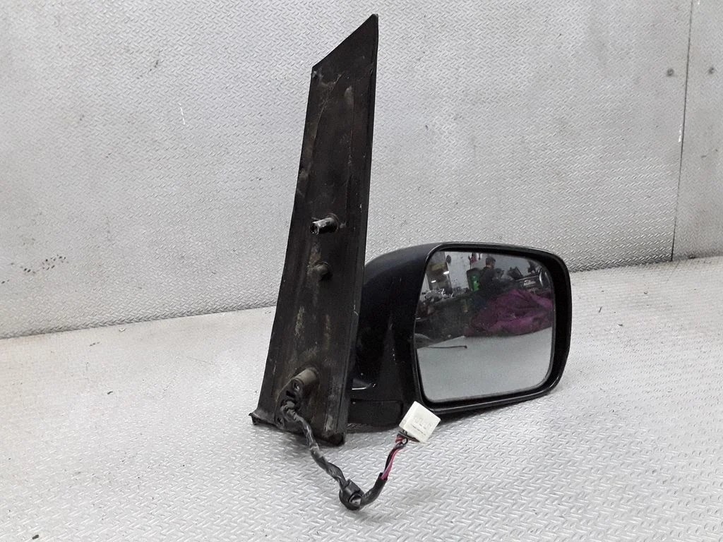 Front door electric wing mirror – Toyota Previa (XR30, XR40) II (2000-2006)