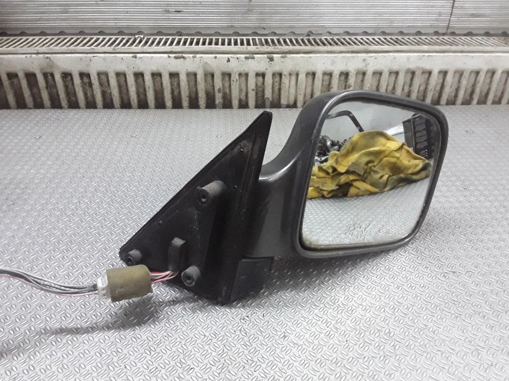 Front door electric wing mirror E13010624 – Opel Monterey (1991-1999)