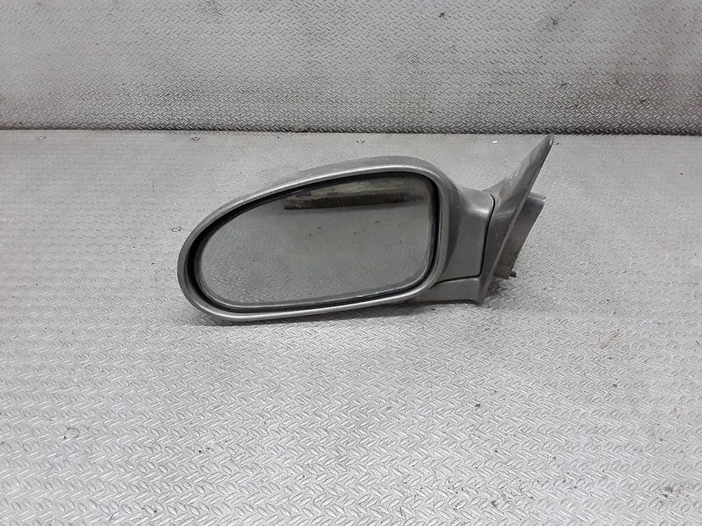 Front door electric wing mirror – Hyundai Sonata (1994-1998)