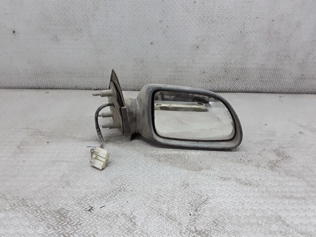 Front door electric wing mirror – Renault 19 (1988-1996)