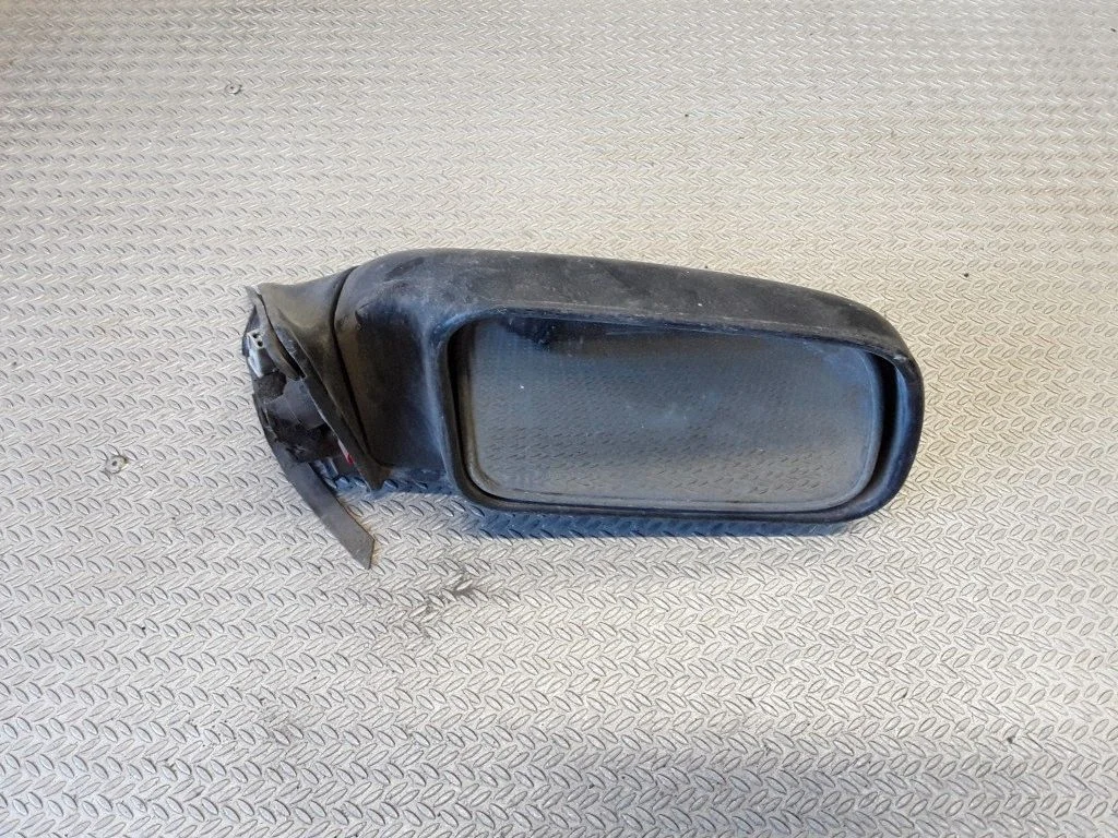 Spogulis (elektriski regulējams) E200749 – Mitsubishi Galant (1988-1992)
