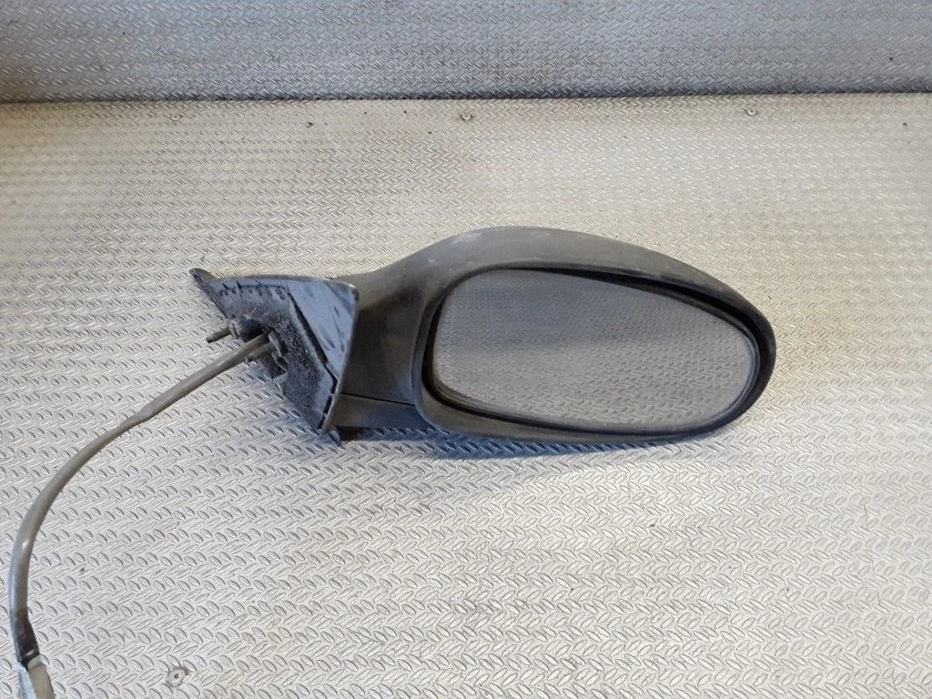 Front door electric wing mirror – Chrysler Neon I (1995-1999)