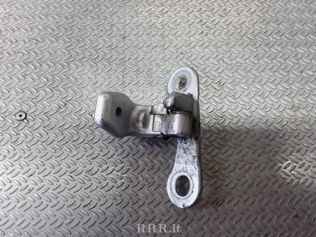 Rear door upper hinge – Opel Vectra C (2002-2005)