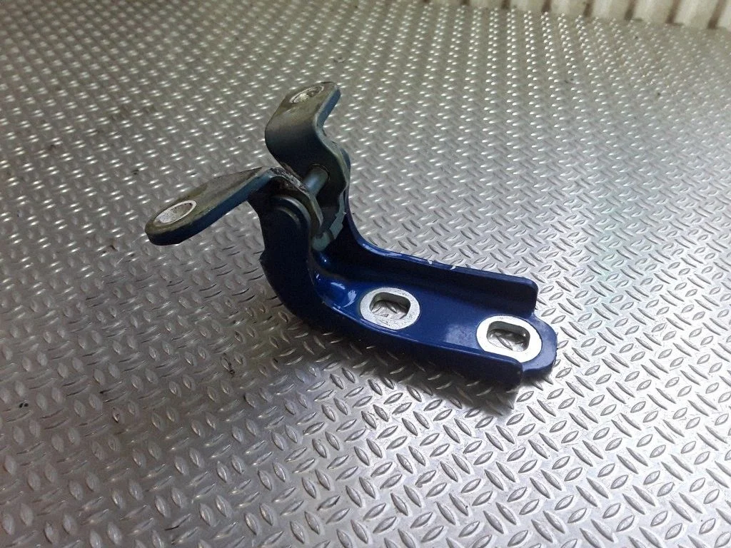 Tagaukse alumine hing – Chevrolet Cruze (2009-2016), parem