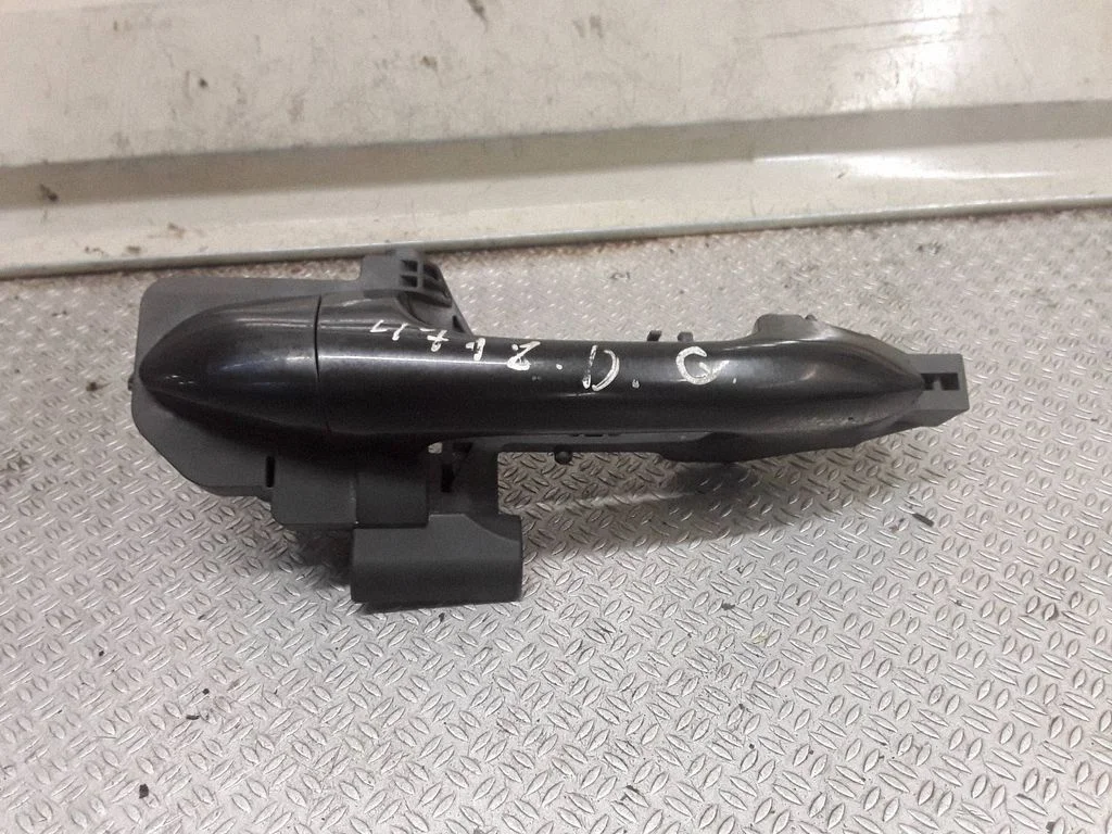 Rear door exterior handle – KIA Ceed (2012-2018)