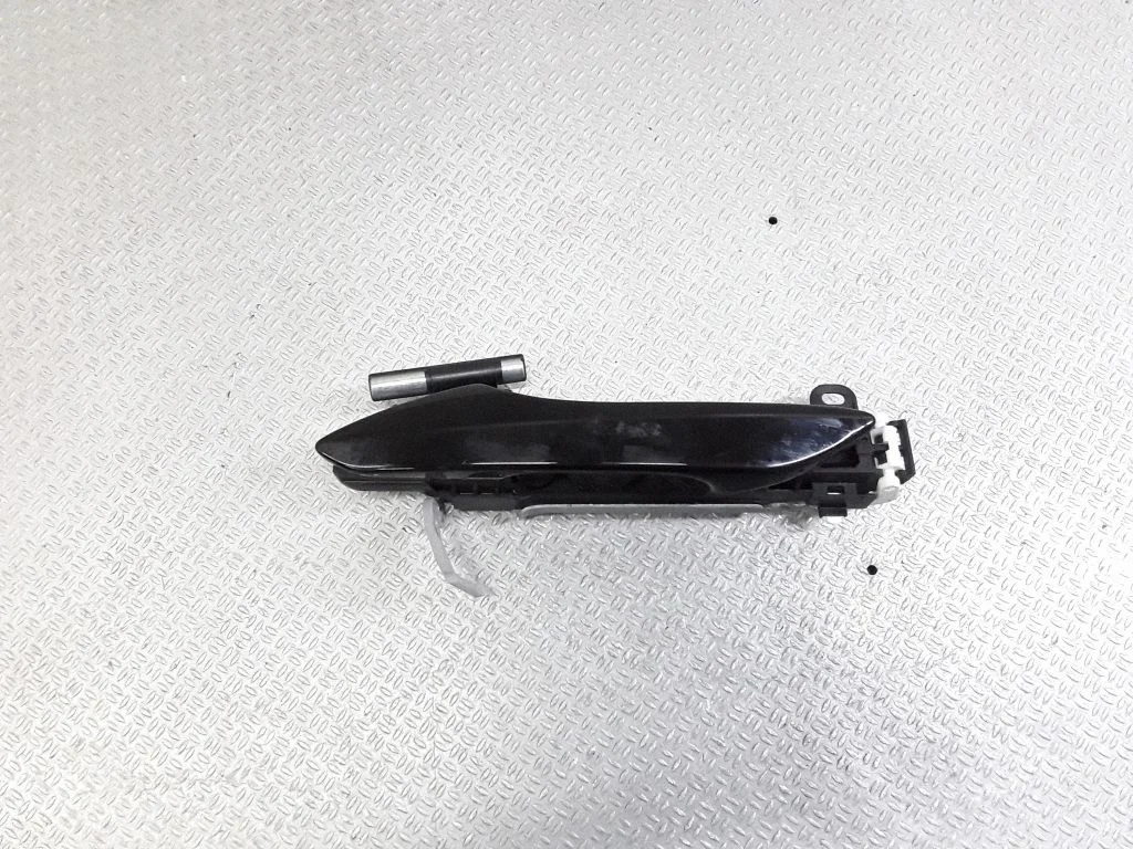 Rear door exterior handle – Lexus NX (2014-2021)