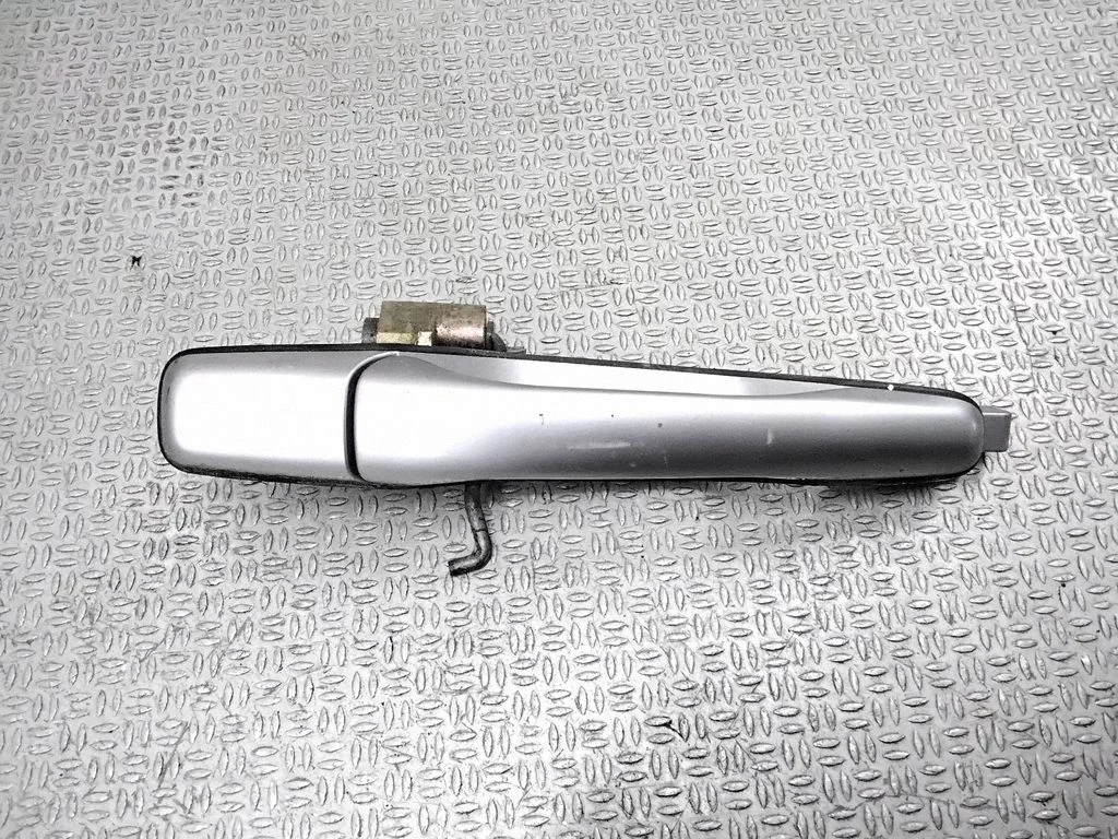 Rear door exterior handle – Mitsubishi Lancer (2003-2007)