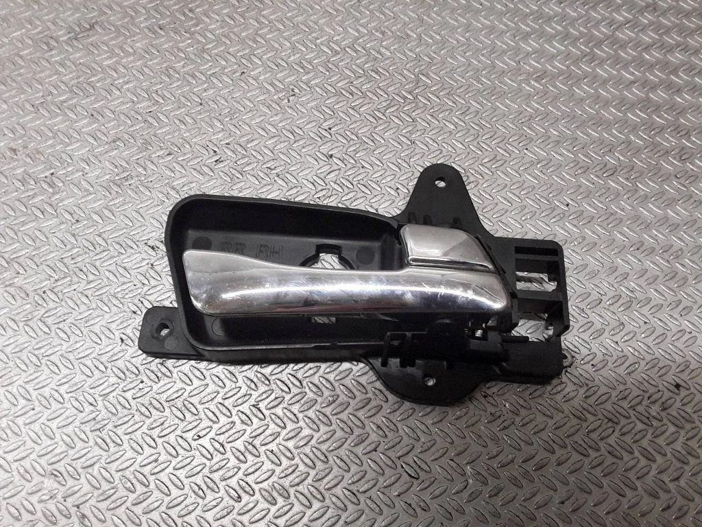 Rear door interior handle – Hyundai i30 (2007-2012)