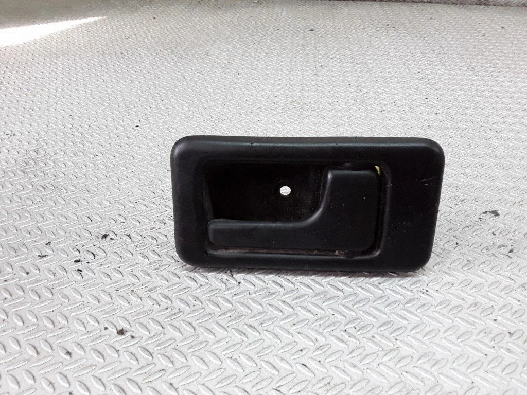 Rear door interior handle – Opel Frontera A (1991-1998)