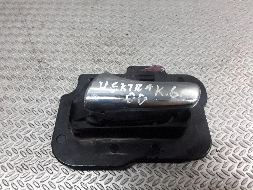 Aizmugurējais iekšējais atvēršanas rokturis – Opel Vectra B (1996-2002)