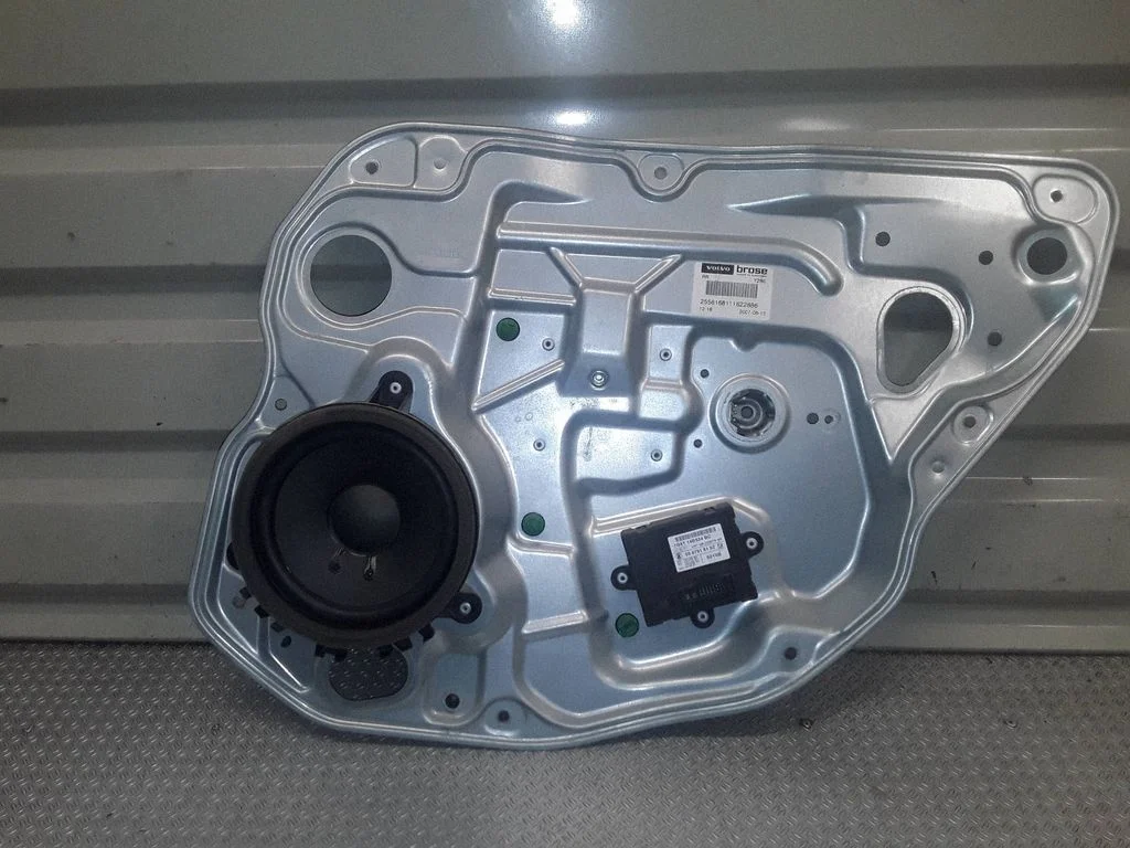 Rear window lifting mechanism without motor – Volvo S80 (2007-2013)