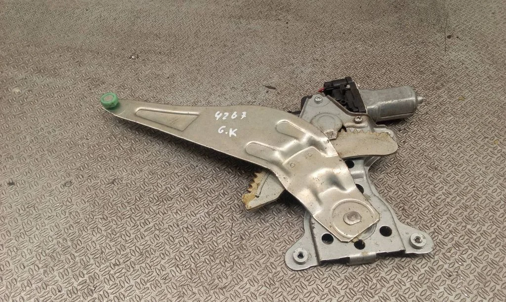 Tagaukse elektriline aknatõstuk mootoriga – Suzuki SX4 (2006-2009)