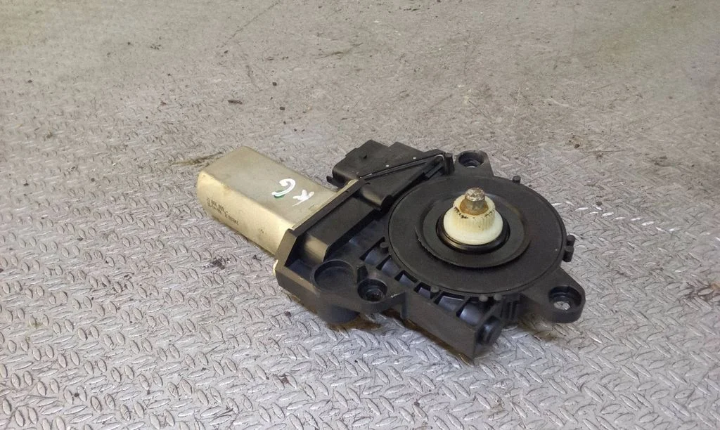 Rear door window regulator motor – Fiat Croma (2006-2016)