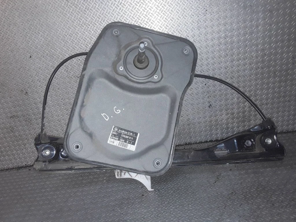 Rear door manual window regulator – Skoda Roomster (5J) (2006-2015)