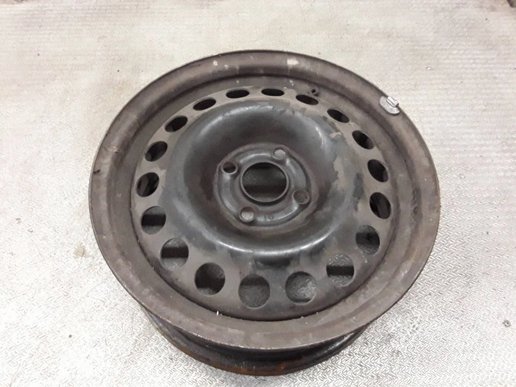 R15 steel rim – Opel Astra G (1998-2009)