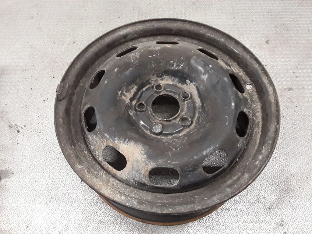 R15 steel rim – Volkswagen Bora (1998-2005)