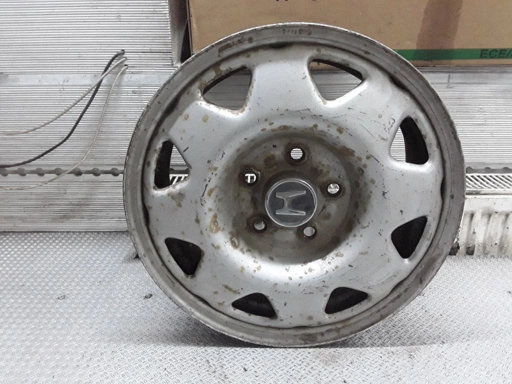 Felgi stalowe R15 – Honda CR-V (1995-2001)