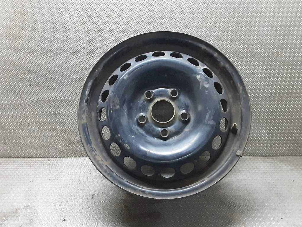 R15 steel rim – Audi A4 S4 B5 8D (1999-2000)