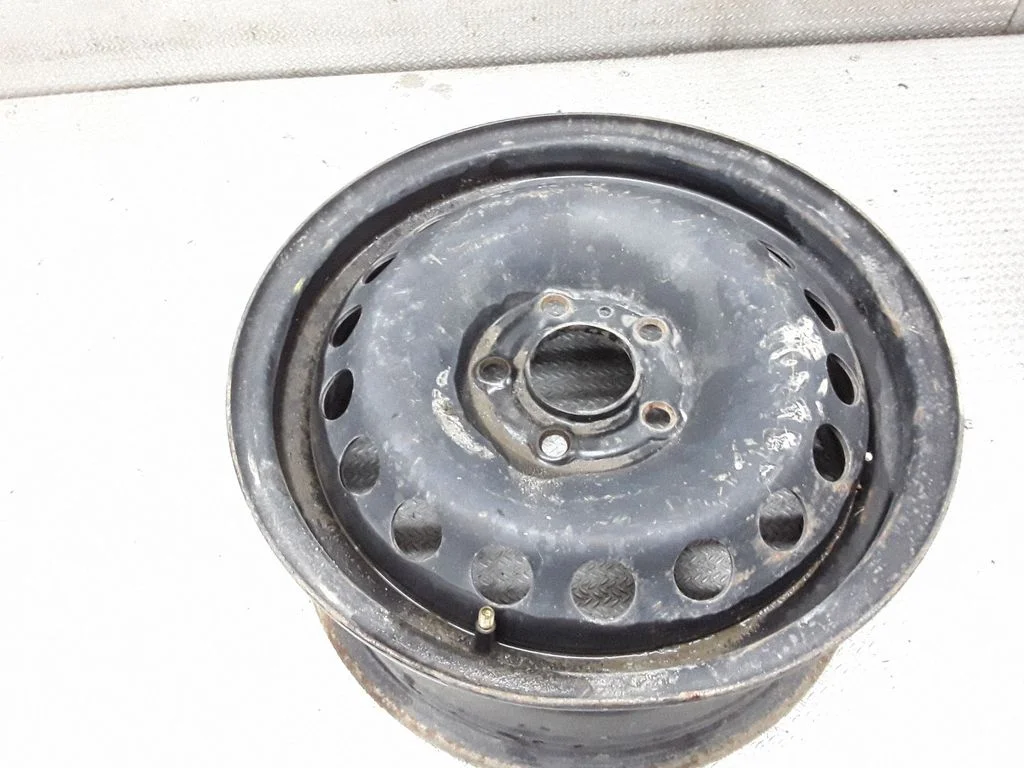 R15 terasvelg (-veljed) – Saab 9-3 Ver2 (2003-2007)