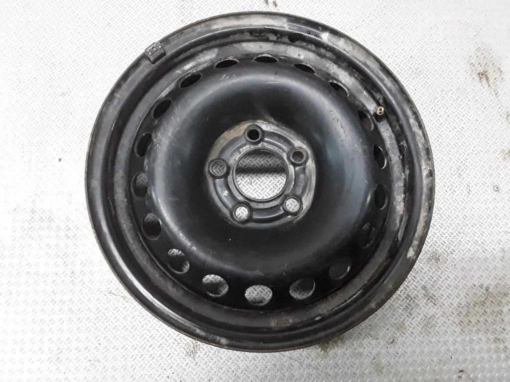 R15 terasvelg (-veljed) – Saab 9-3 Ver2 (2003-2007)