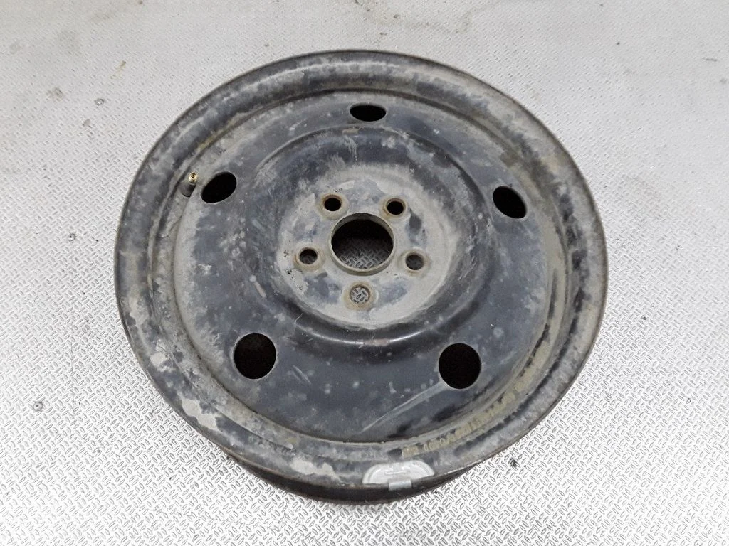R15 tērauda štancētais disks (-i) – Subaru Impreza I (1993-2000)