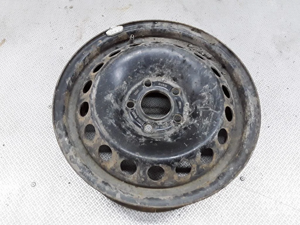 R15 terasvelg (-veljed) – Saab 9-3 Ver2 (2003-2007)