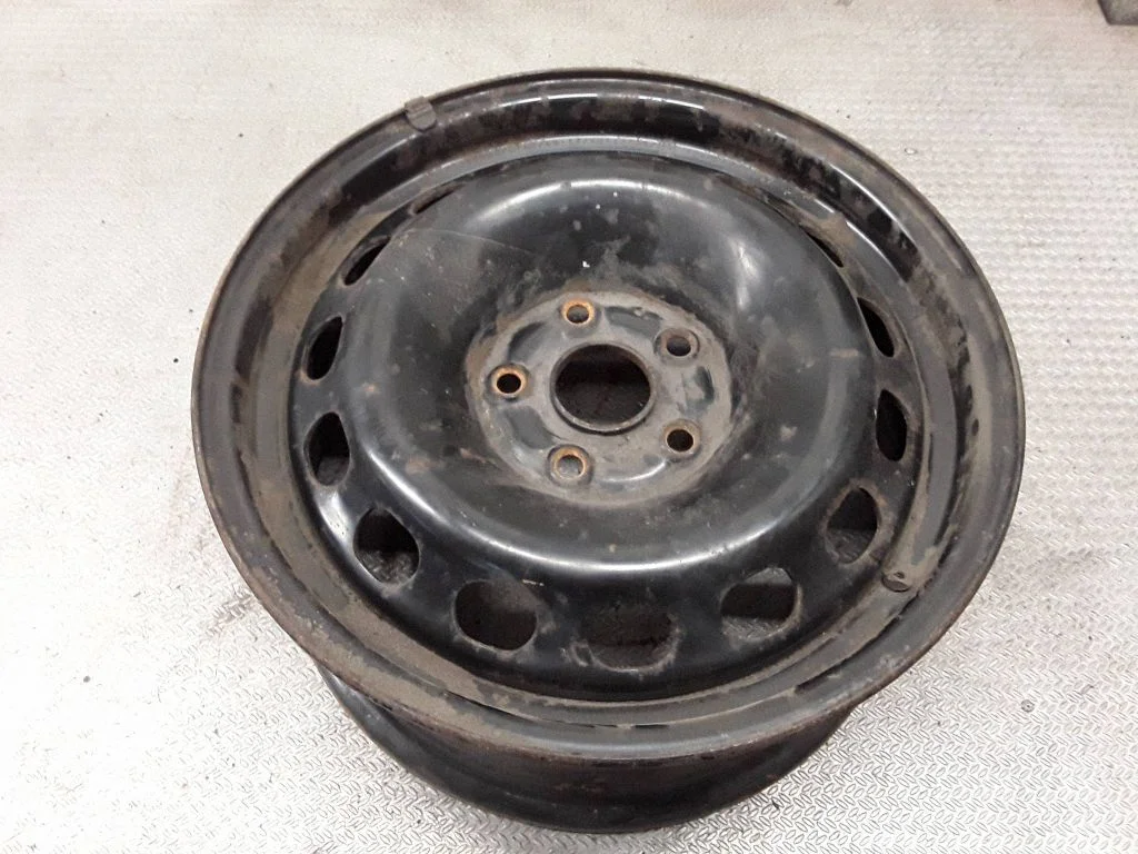 R16 terasvelg (-veljed) – Audi A4 S4 B7 8E 8H (2005-2008)