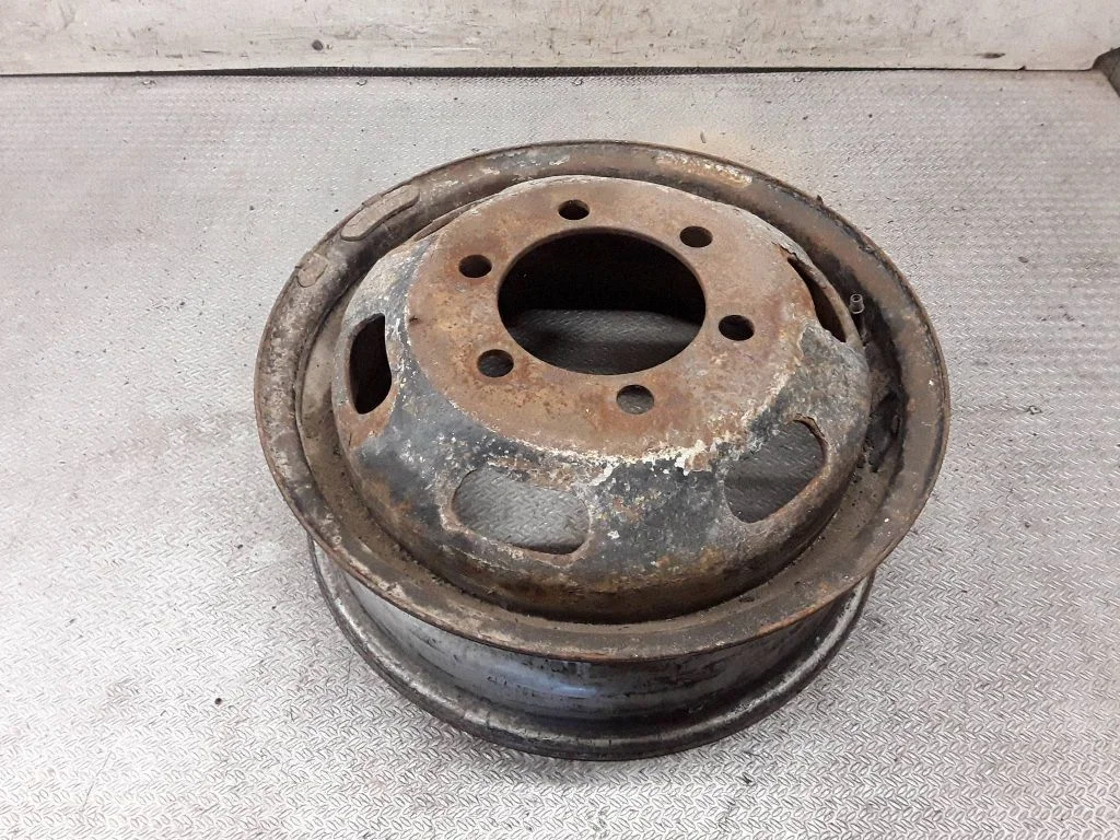 R16 steel rim – Iveco Daily 4th gen (2006-2011)