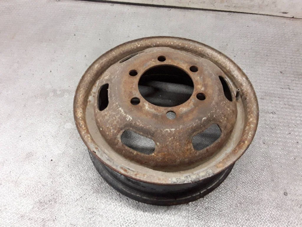R16 steel rim – Iveco Daily 4th gen (2006-2011)