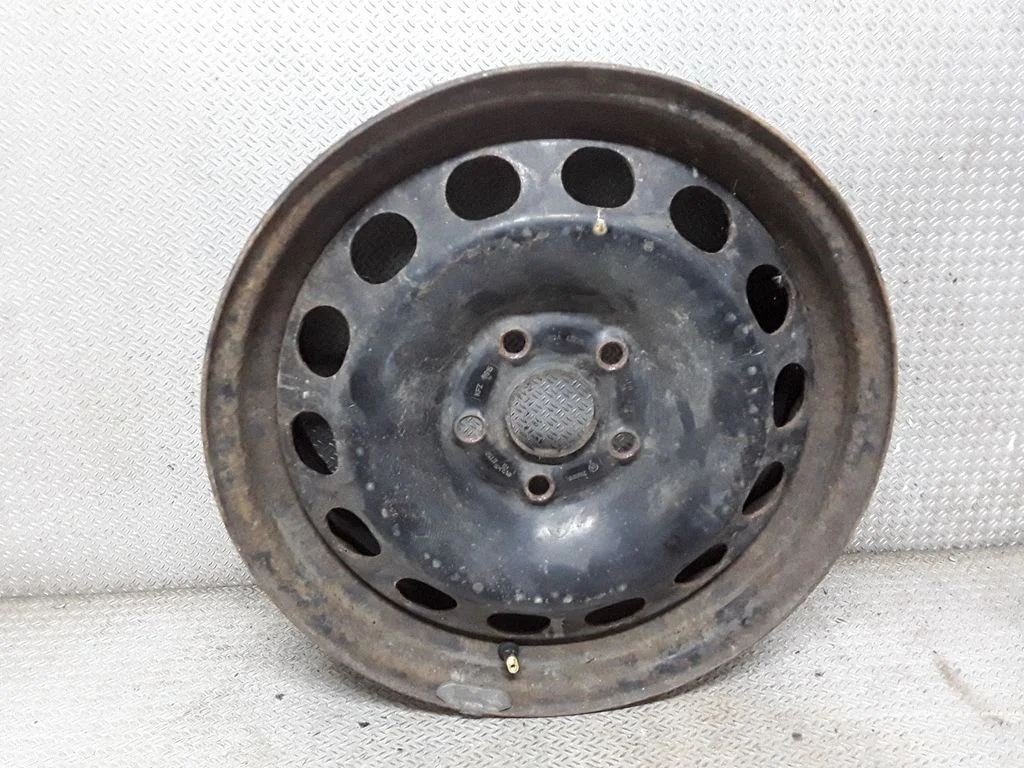 R16 steel rim – Volkswagen Touran I (2003-2010)