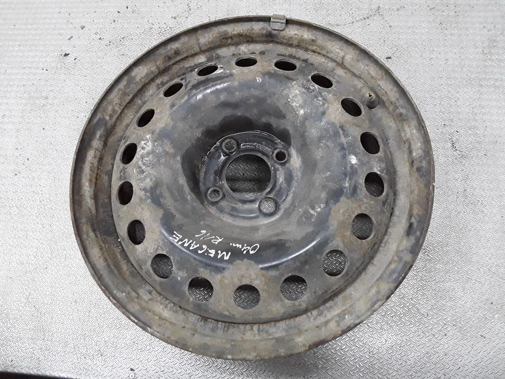 R16 steel rim – Renault Megane II (2002-2005)