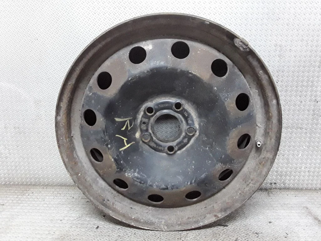 R17 tērauda štancētais disks (-i) – Renault Espace - Grand espace IV (2004-2014)