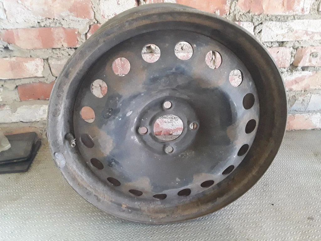 R16 steel rim – Renault Megane II (2002-2005)