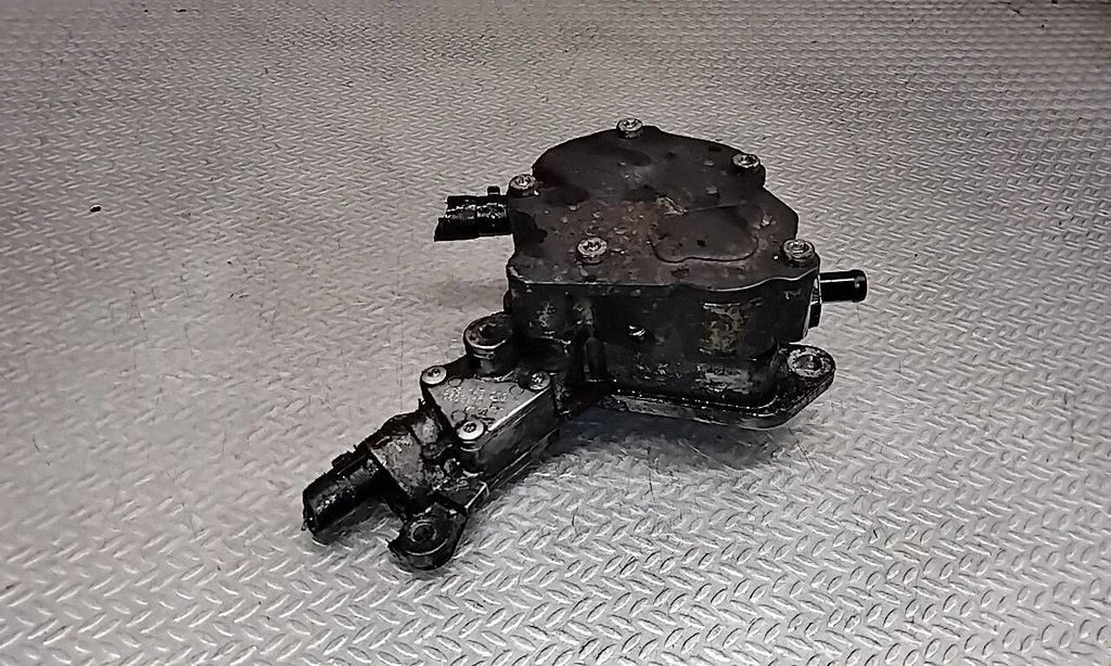 Vacuum pump – Skoda Roomster (5J) (2006-2015)