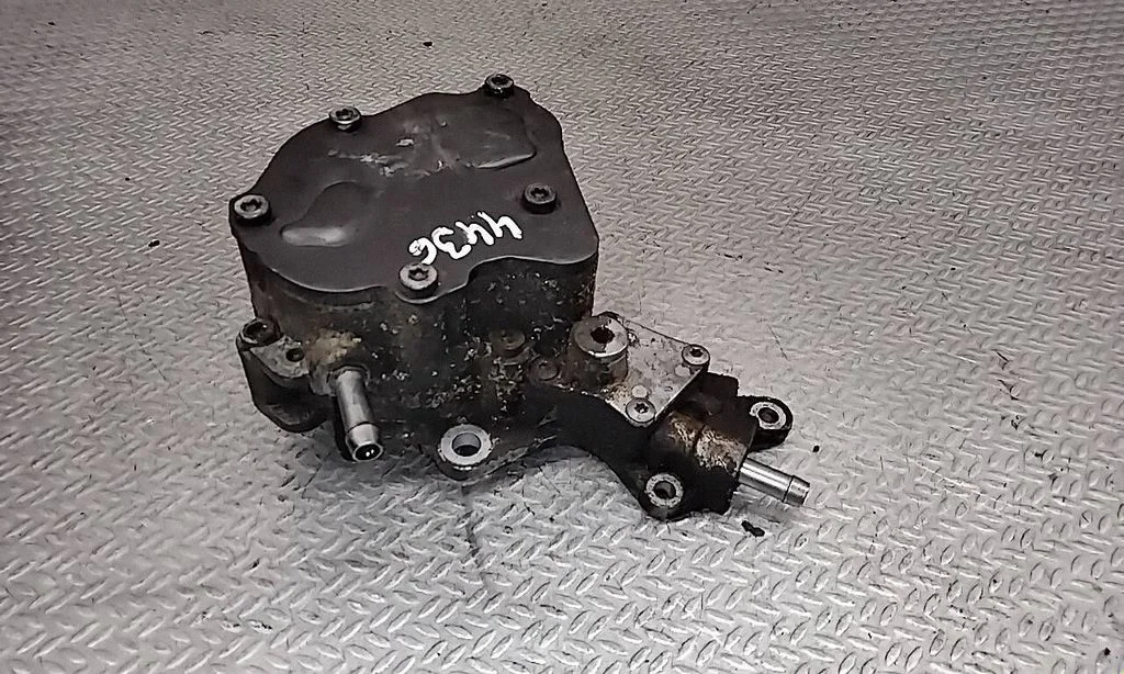 Vacuum pump – Skoda Roomster (5J) (2006-2015)