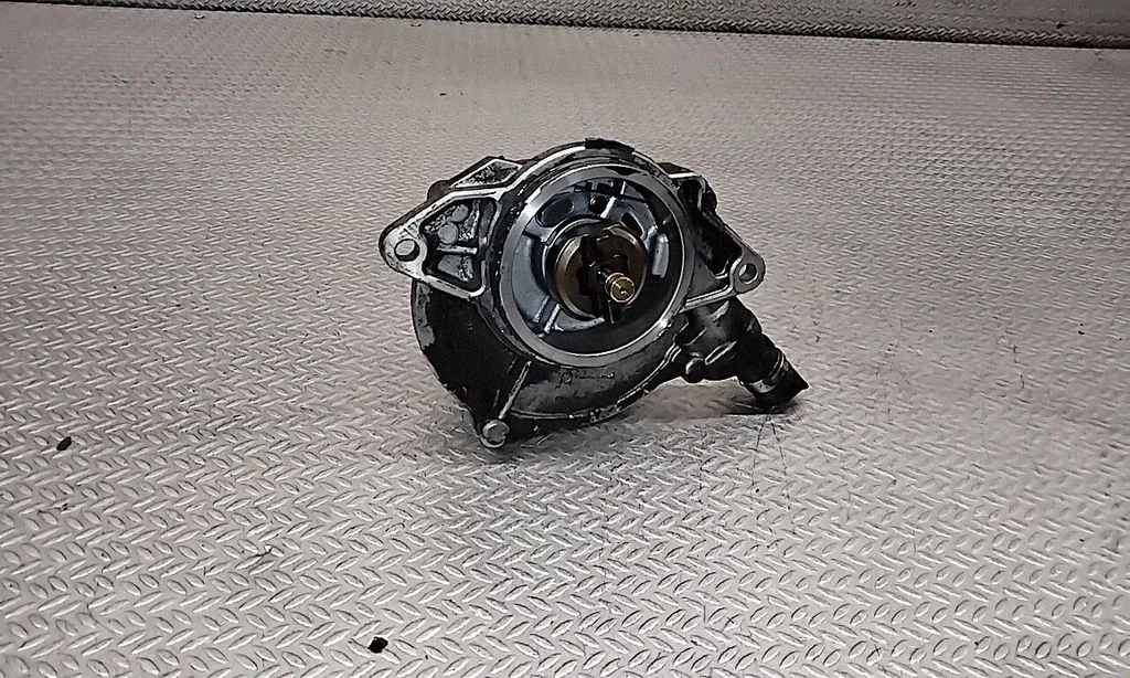 Vaakumpump – Audi A8 S8 D3 4E (2002-2009)