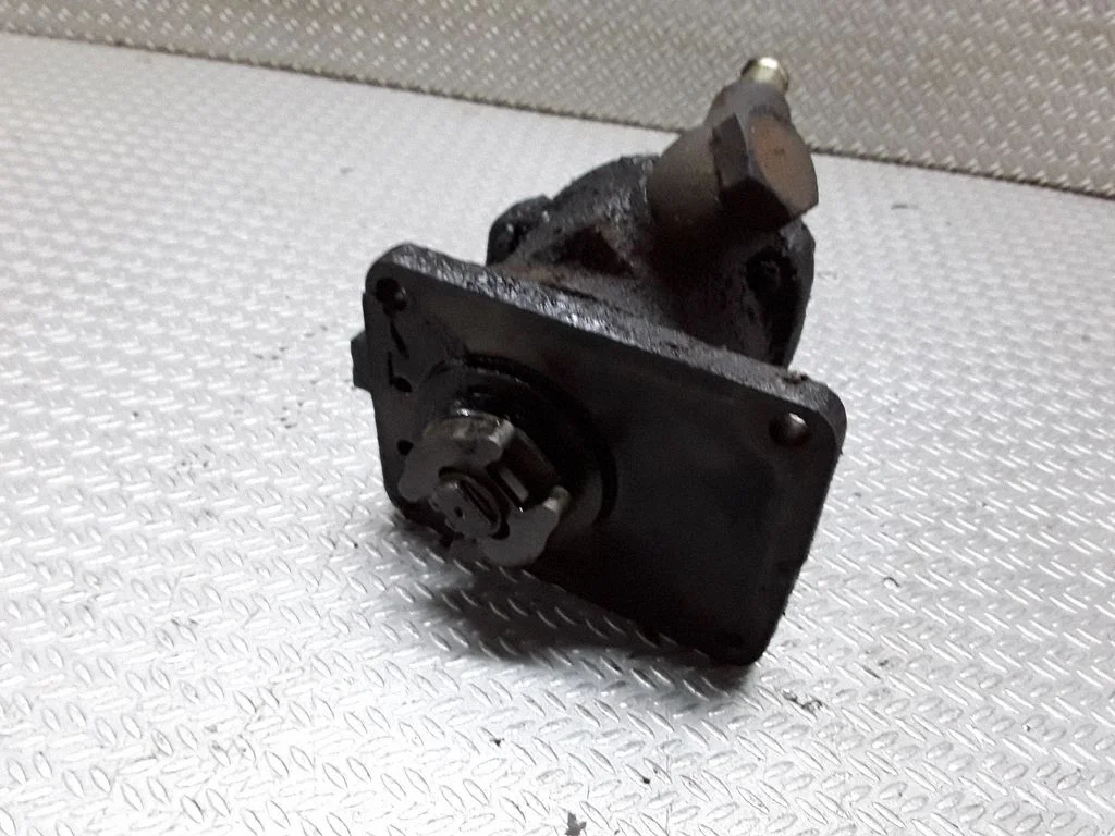 Vacuum pump