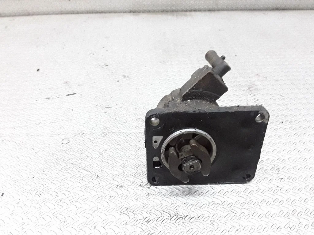 Vacuum pump
