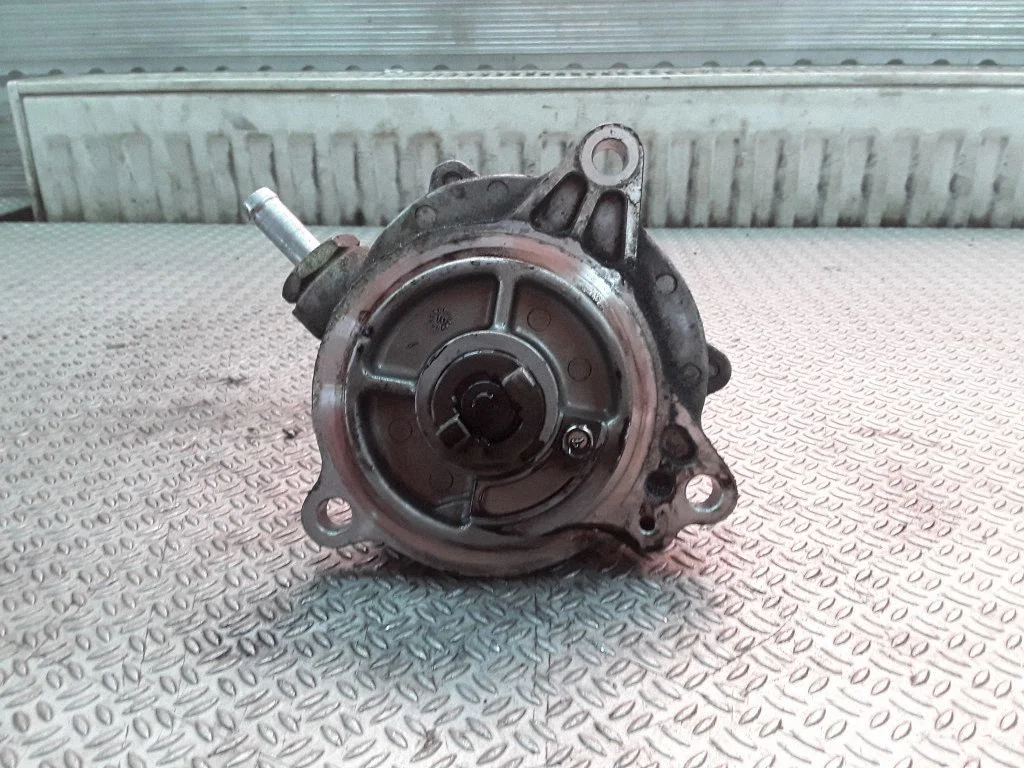 Vacuum pump – Subaru Forester SH (2008-2013)