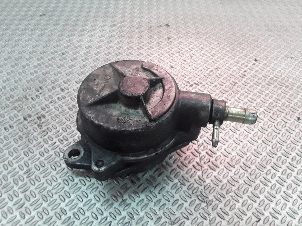 Vacuum pump – Peugeot 406 (1996-1999)